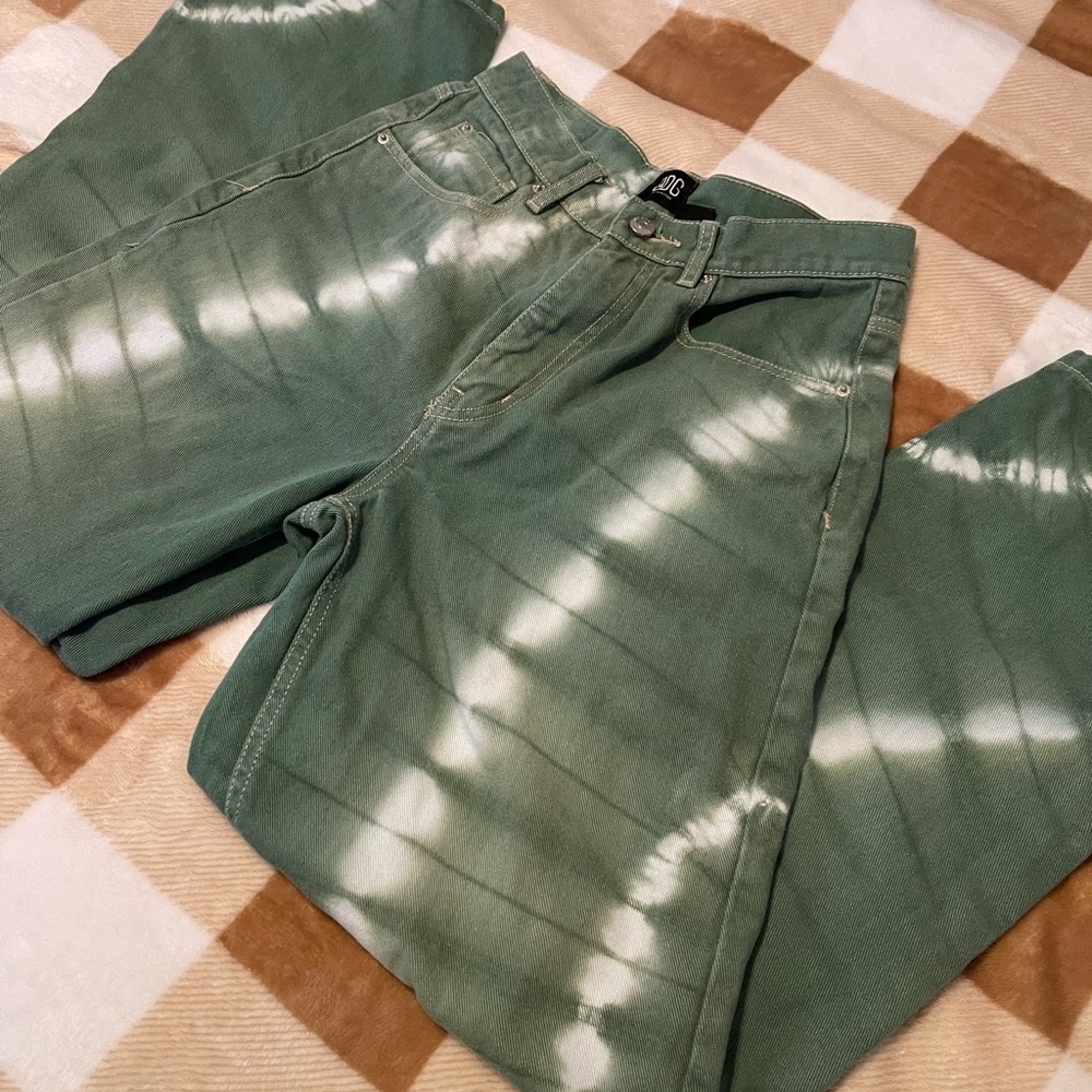 BDG Baggy green tie-dye jeans